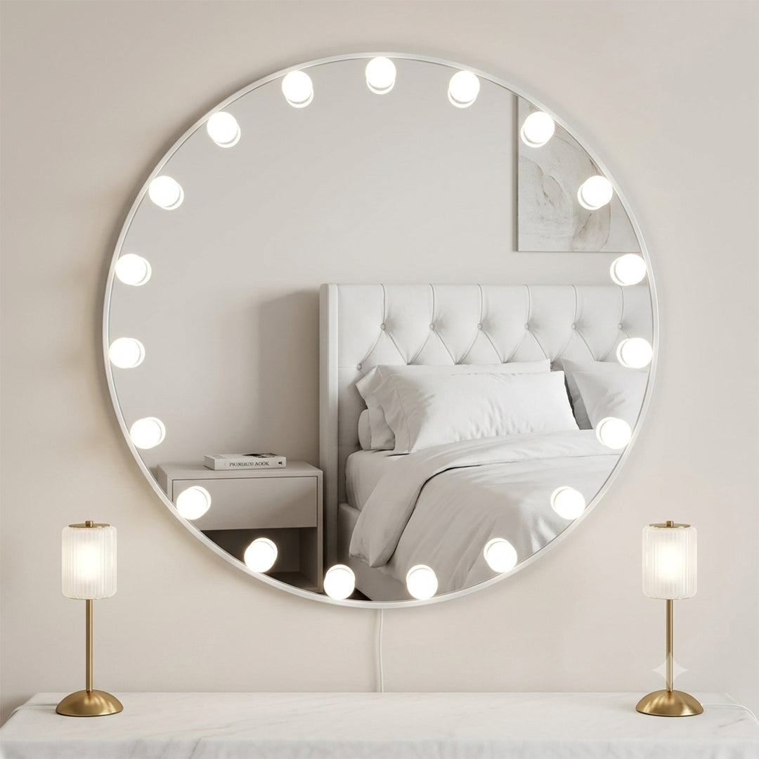 Classic Dotted Glow Mirror